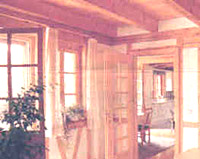 fotografia a colori di un interno di una abitazione in legno (fonte: Waycasa.net)