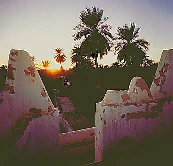 fotografia a colori della vista panoramica di Gadames (Libia) al tramonto.