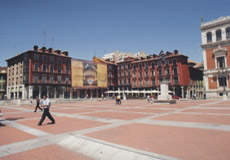 fotografia a colori di Placa Mayor a Valladolid in Spagna. (fotografo: Matteo Rossetti, giugno 1999)